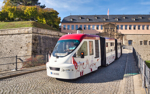 Altstadt-Express – Fahrt mit dem Gelenkbus