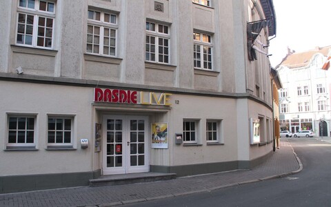 Travestie-Revue "Pretty Wo(man)"