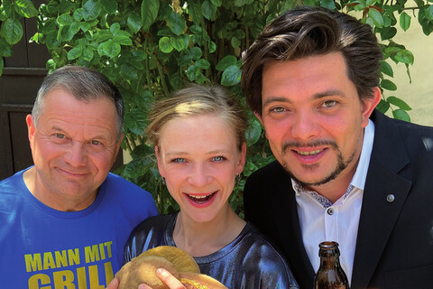 Mann mit Grill sucht Frau mit Kohle.jpg