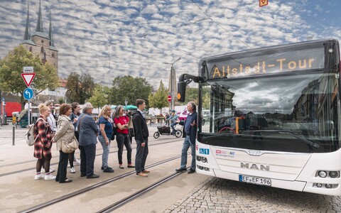 Altstadt-Express – Fahrt mit dem Gelenkbus