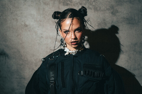 2025_10_24_Nina Chuba_©Jakob Marwein_Zuschnitt.jpg